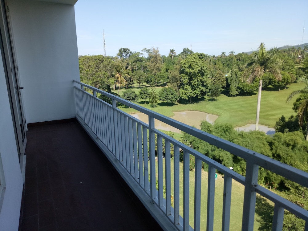 The Royale Krakatau Hotel 5/50