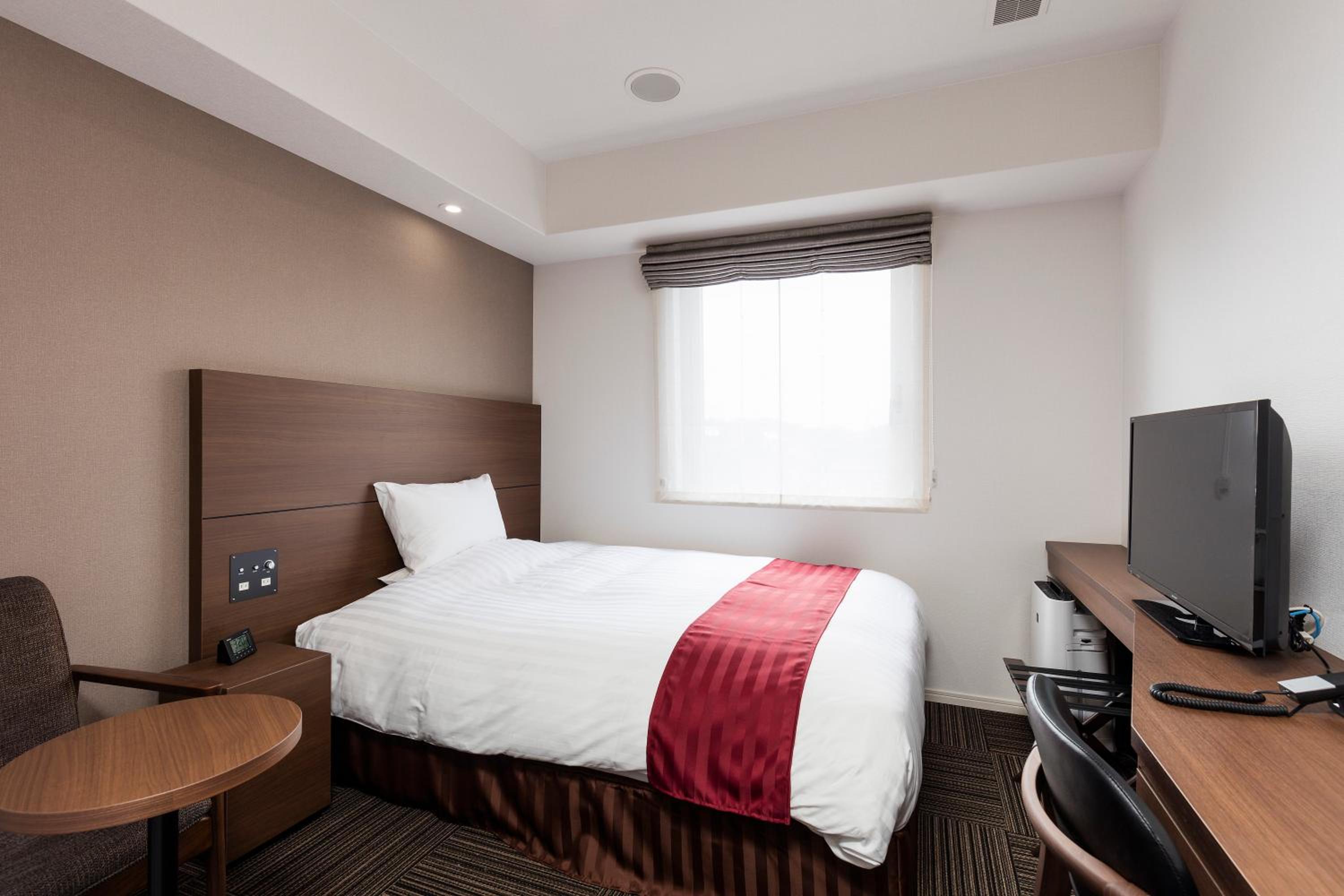 Room, Double Bed