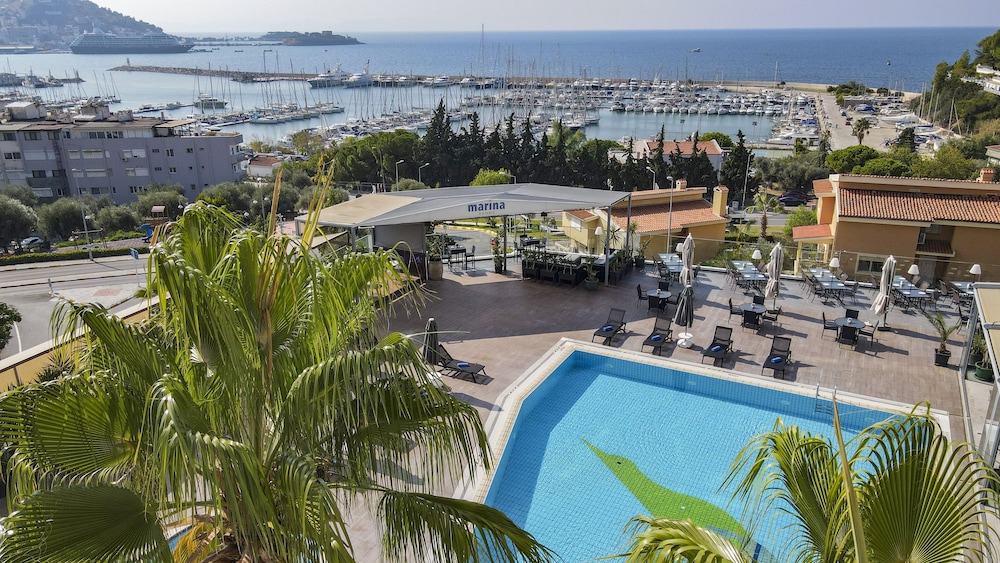 Elite World Kusadasi 48/50