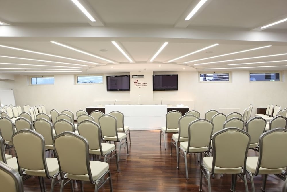E Hotel Reggio Calabria 22/34