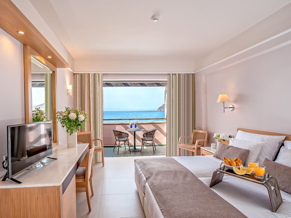 Porto Platanias Beach Resort & Spa 13/50