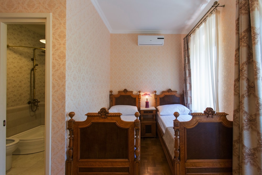 Bloom Boutique Hotel 18/50