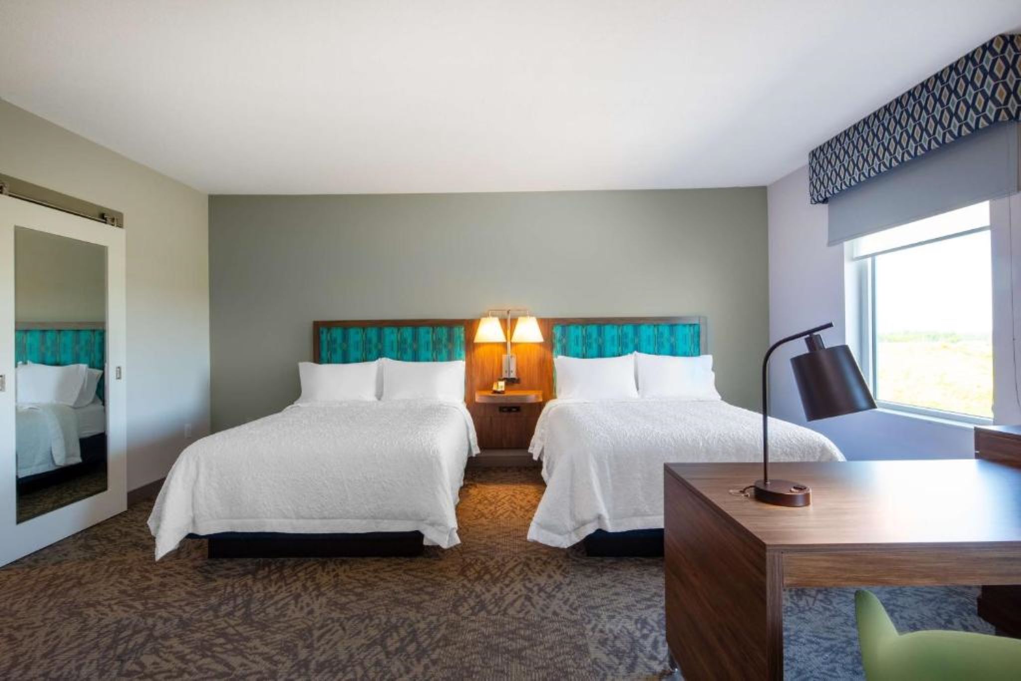 1 BEDROOM, SUITE, 2 QUEEN BEDS