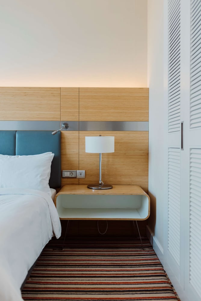 RADISSON BLU HOTEL, BATUMI 12/62