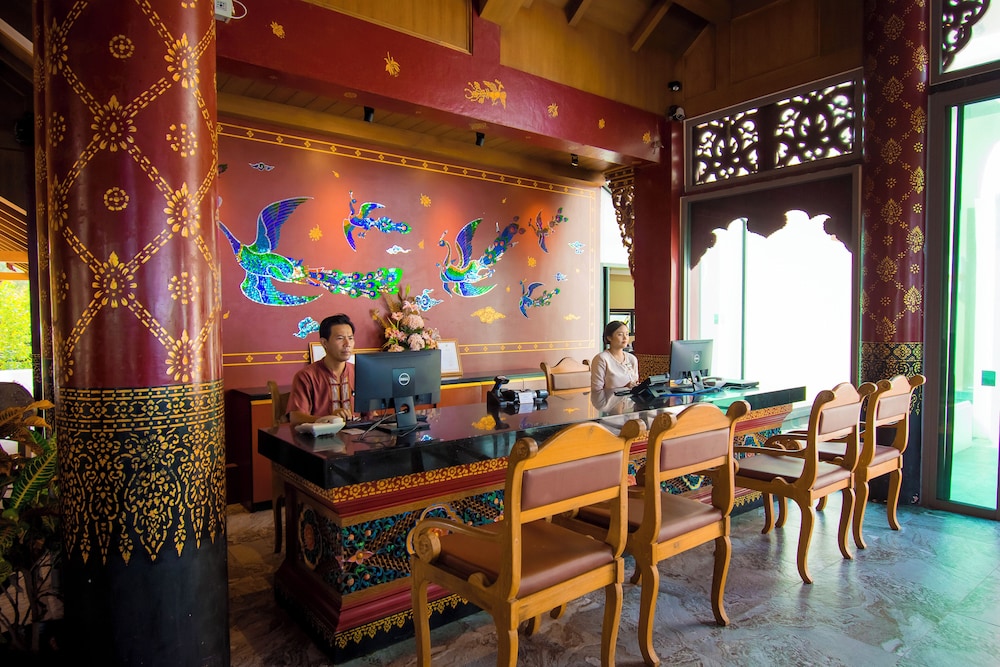 Maikhao Palm Beach Resort 40/65
