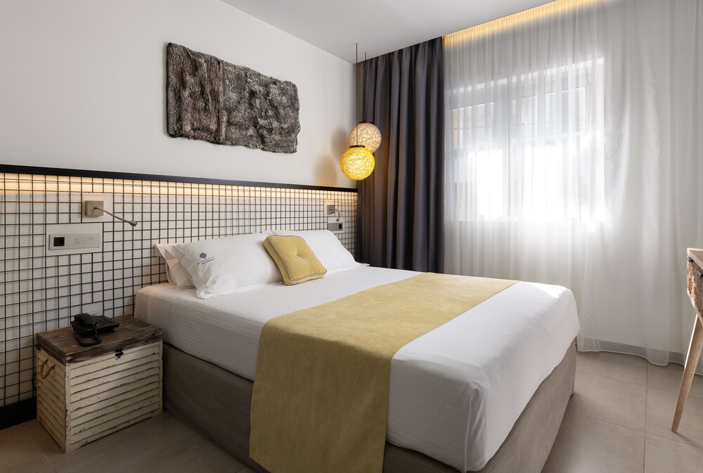 Elakati Luxury Boutique Hotel - Adults Only 12/34