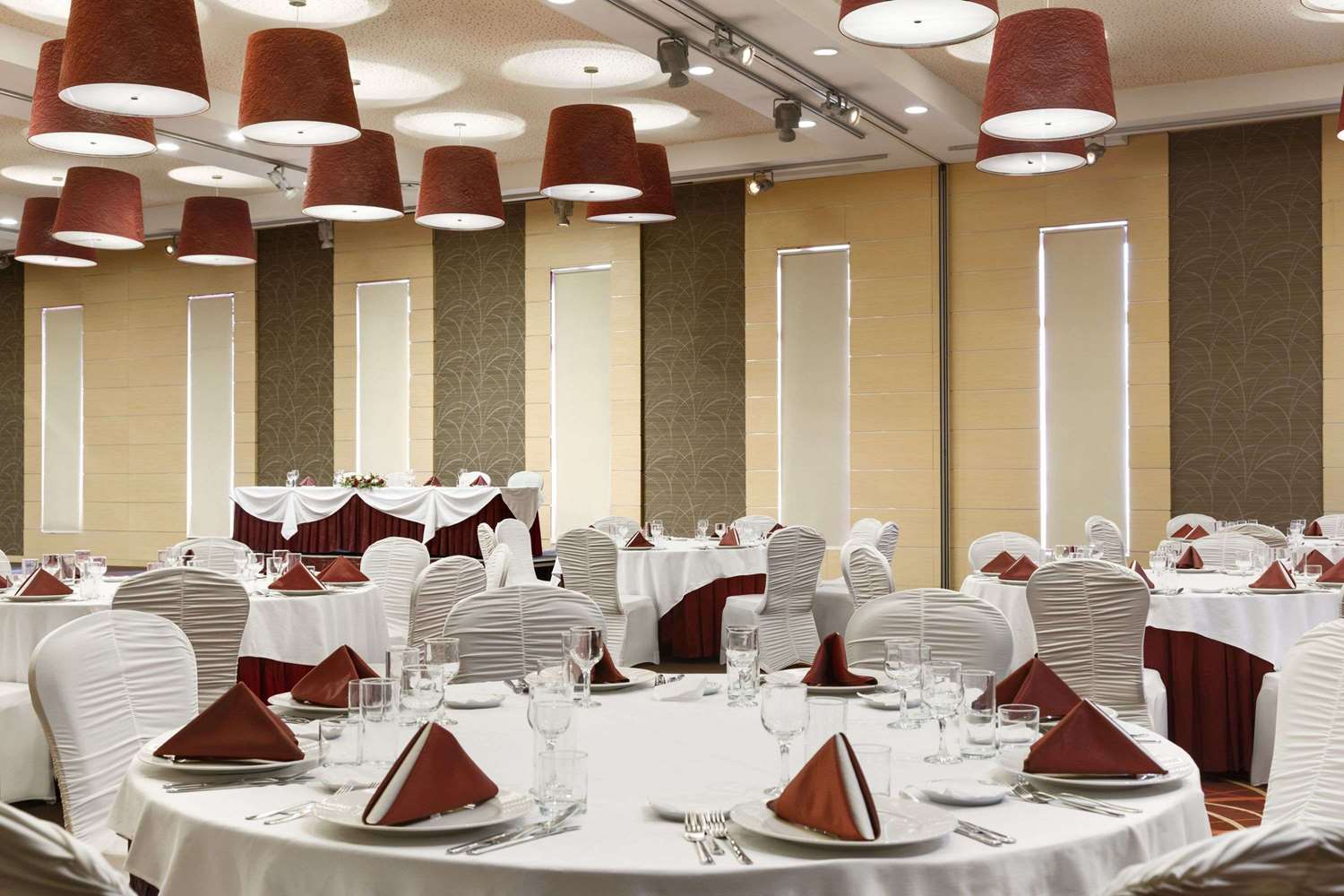 Ramada by Wyndham Sibiu 11/17