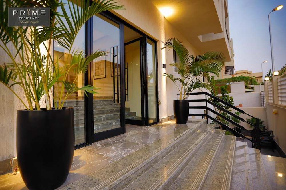 Prime Residence Sheikh Zayed 38/46