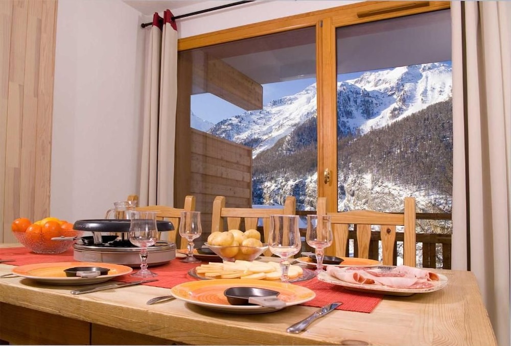 Madame Vacances - Residence Les Balcons Des Airelles 22/27