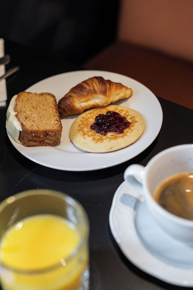 Hotel Royal Saint Germain 35/60