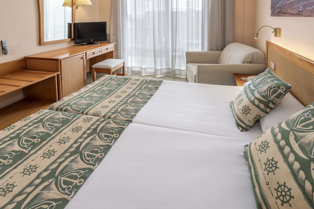 GHT Oasis Tossa & Spa 23/71