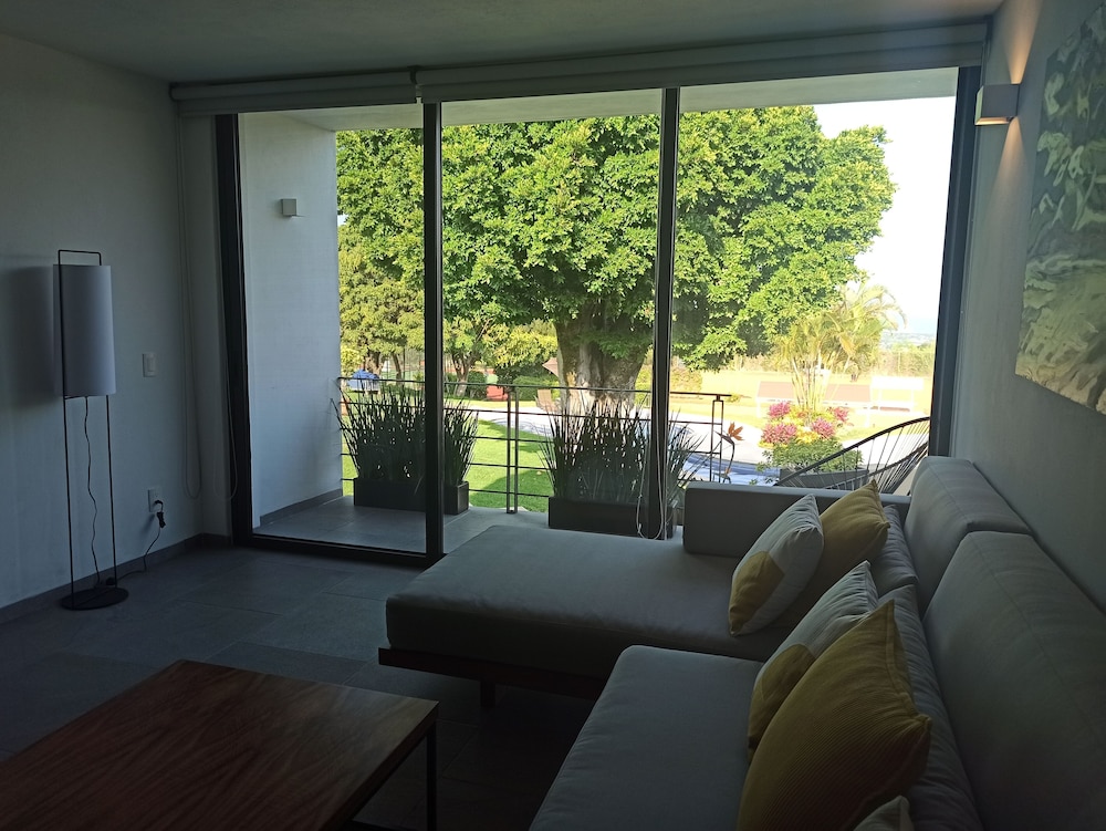 Villa Internacional De Tenis 28/50