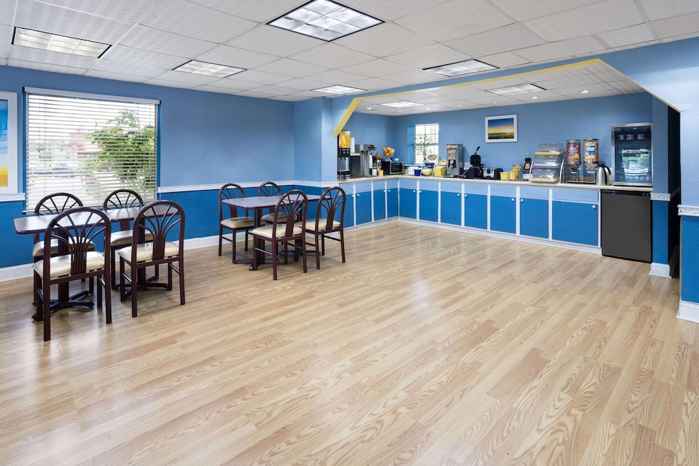 Quality Inn Waycross 45/58