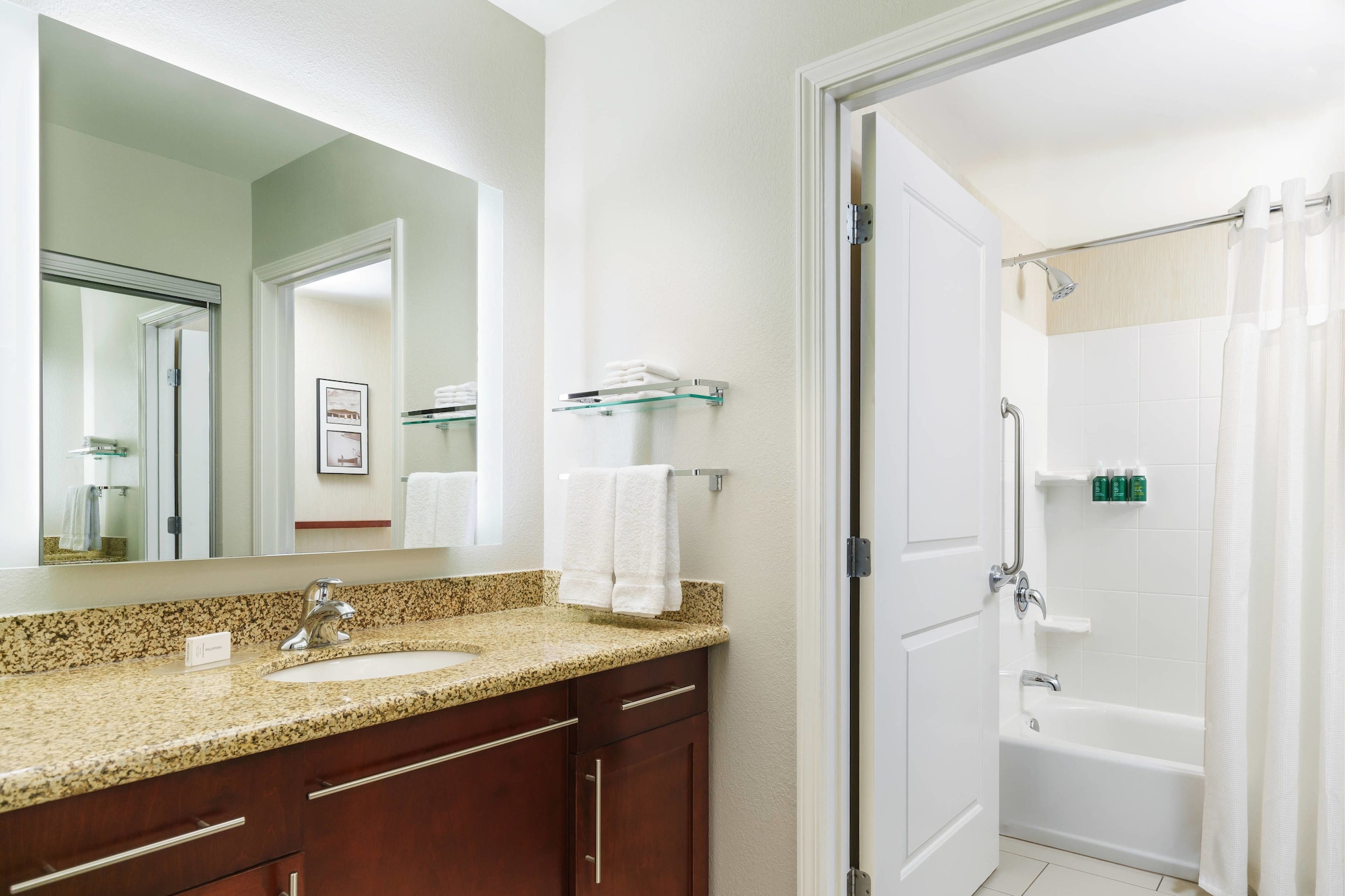 استوديو بسرير كينج مع أريكة، Residence Inn Charleston North Ashley Phosphate 3/3