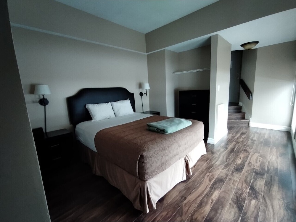 The Royal Harbour Resort 12/51