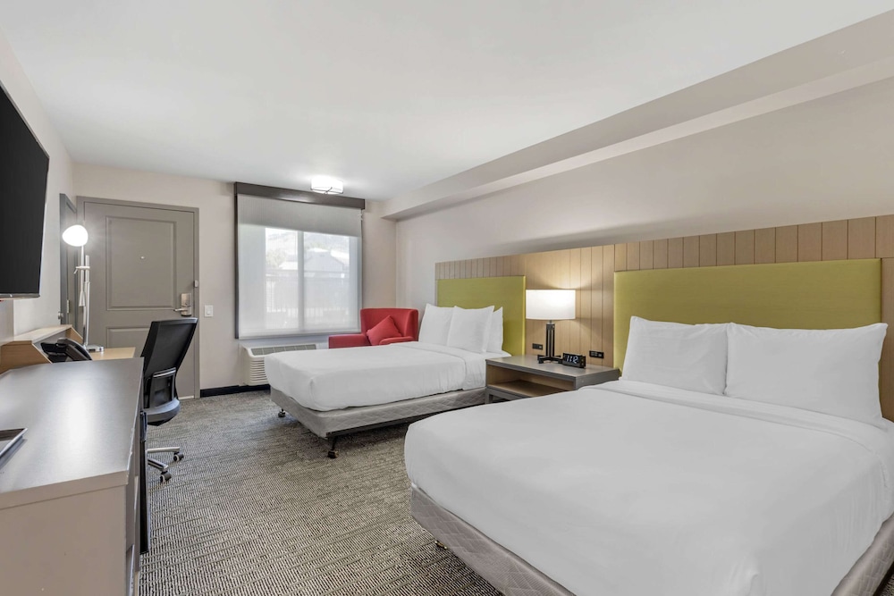 Room, 2 Double Beds, Accessible