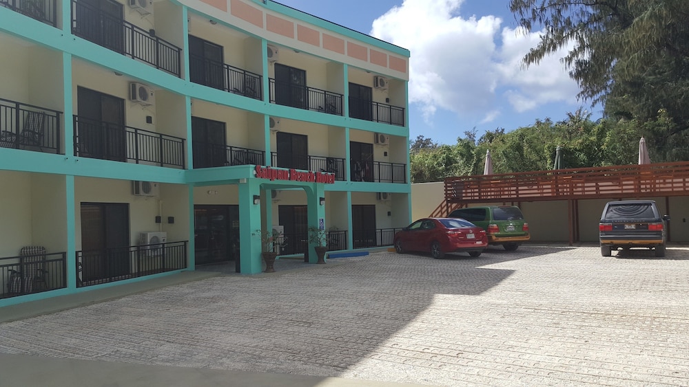 Saipan Beach Hotel 53/66
