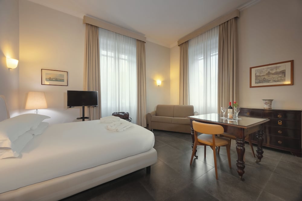 Aldrovandi Residence City Suites 23/75