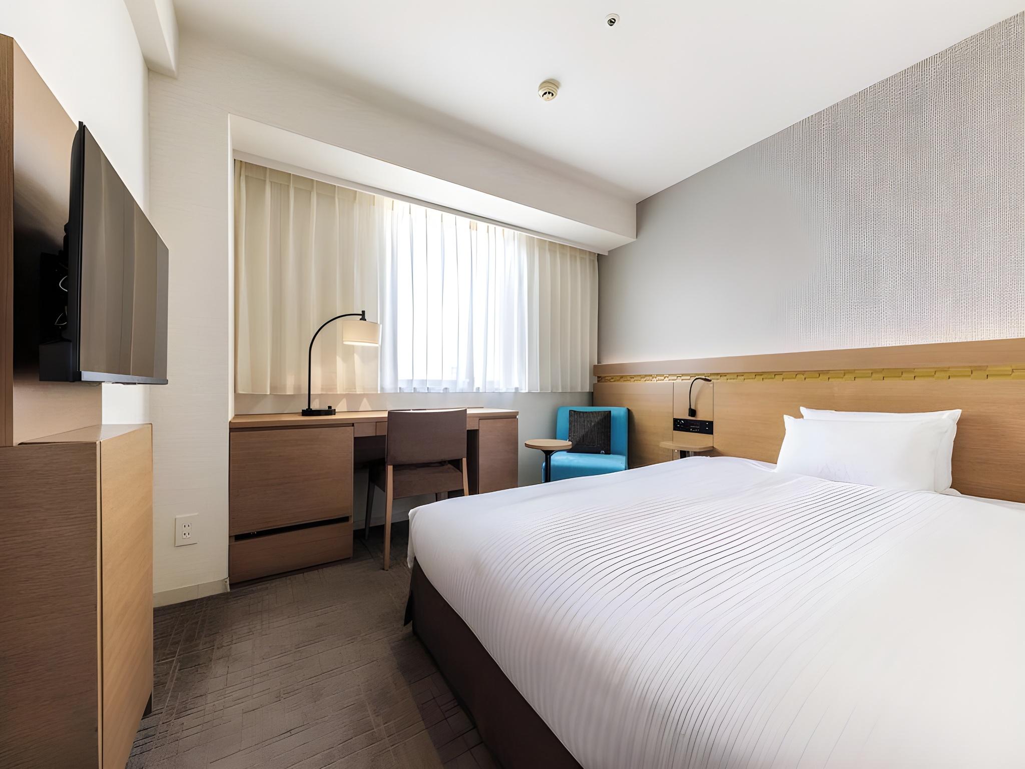 Room, Double or Twin Bed, Smoking