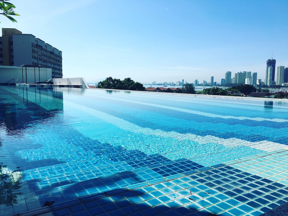 The Landmark Studio Suite 43/50
