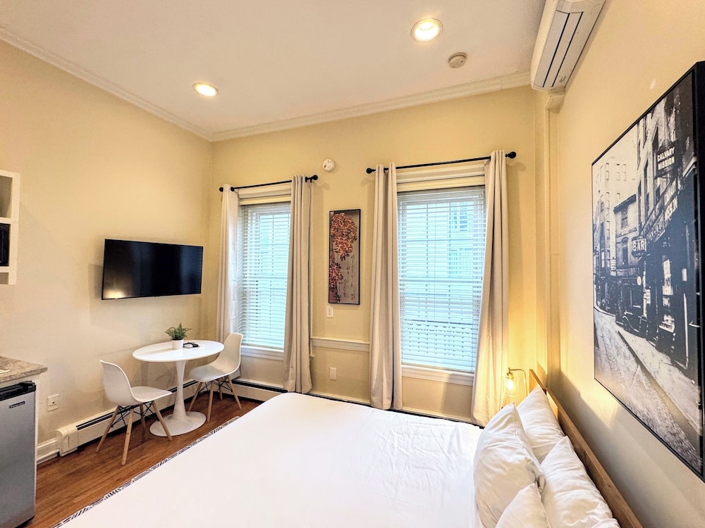 Copley House 25/73
