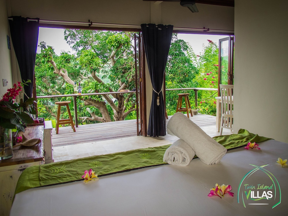 Twin Island Villas And Dive Resort 42/76