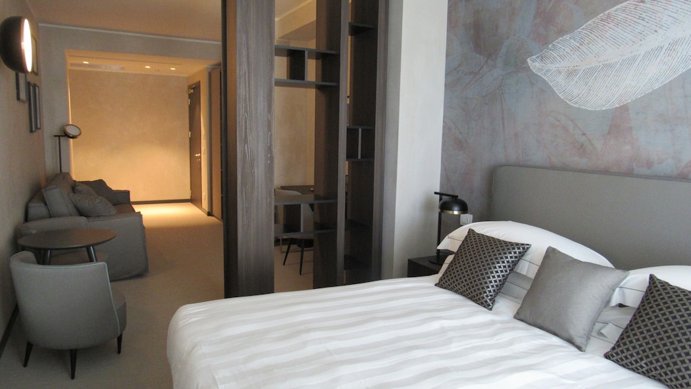 Diana Grand Hotel 13/70