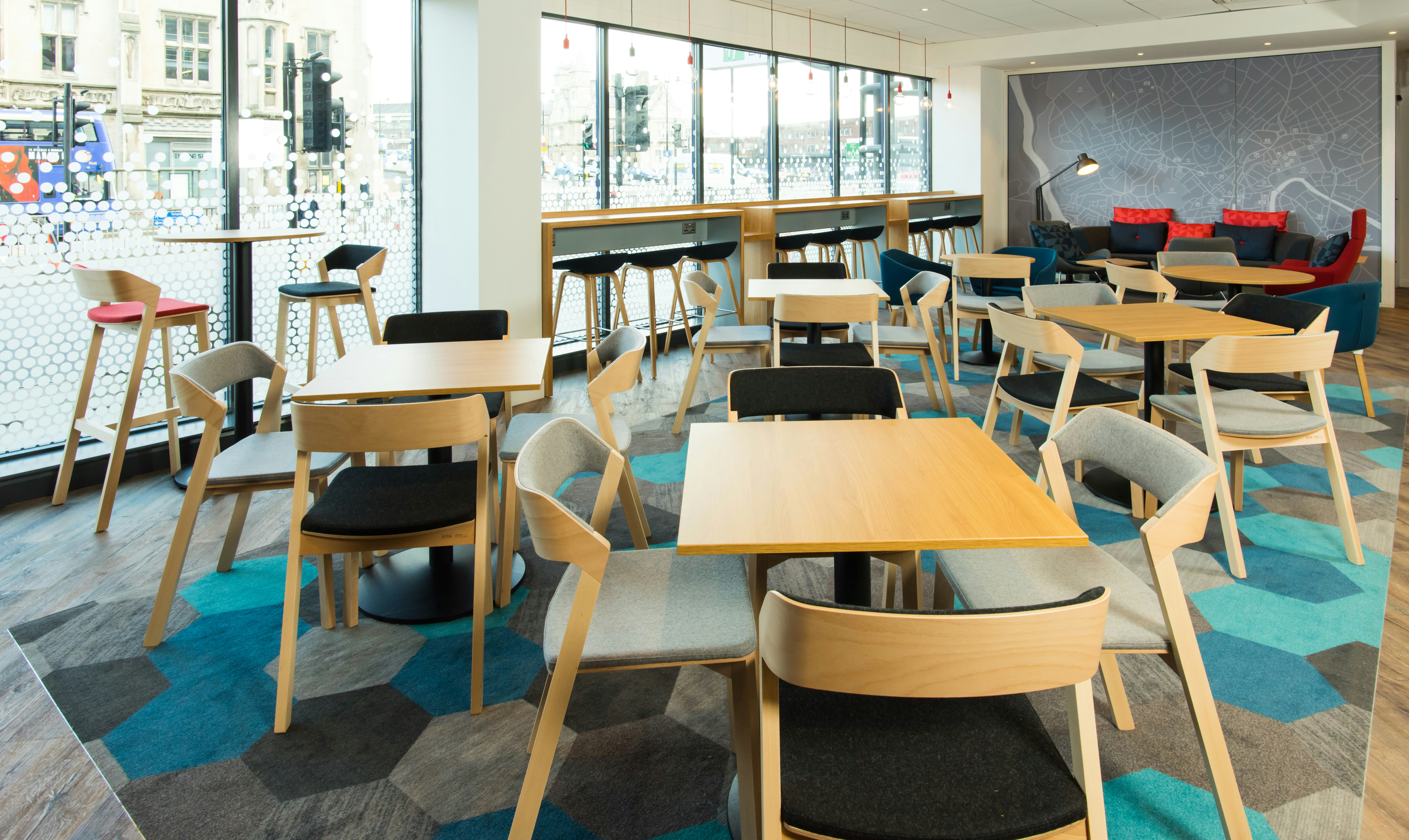 Holiday Inn Express Bristol City Centre 36/47