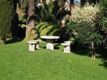 HOSTAL DEL SOL 17/28