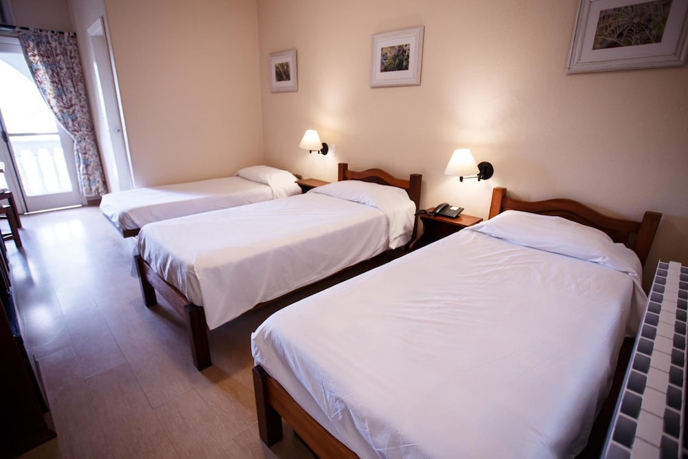 Hotel Atlantico Praia 11/50