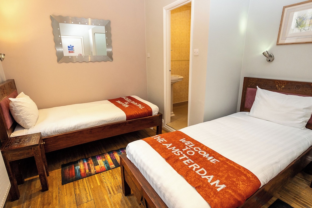 ROOM, SINGLE, SINGLE BED, SMALL