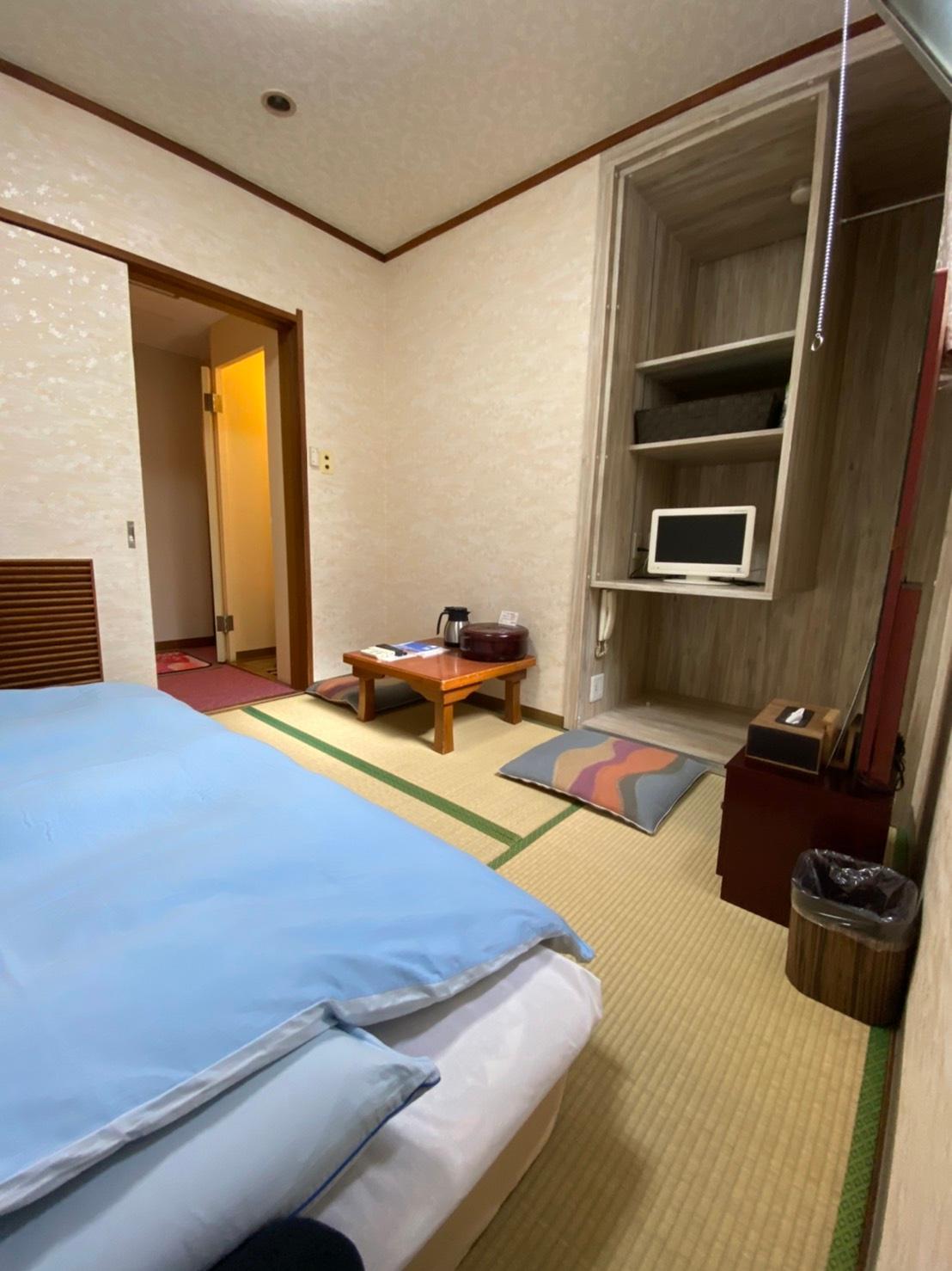 Room, Futon Bed, Single