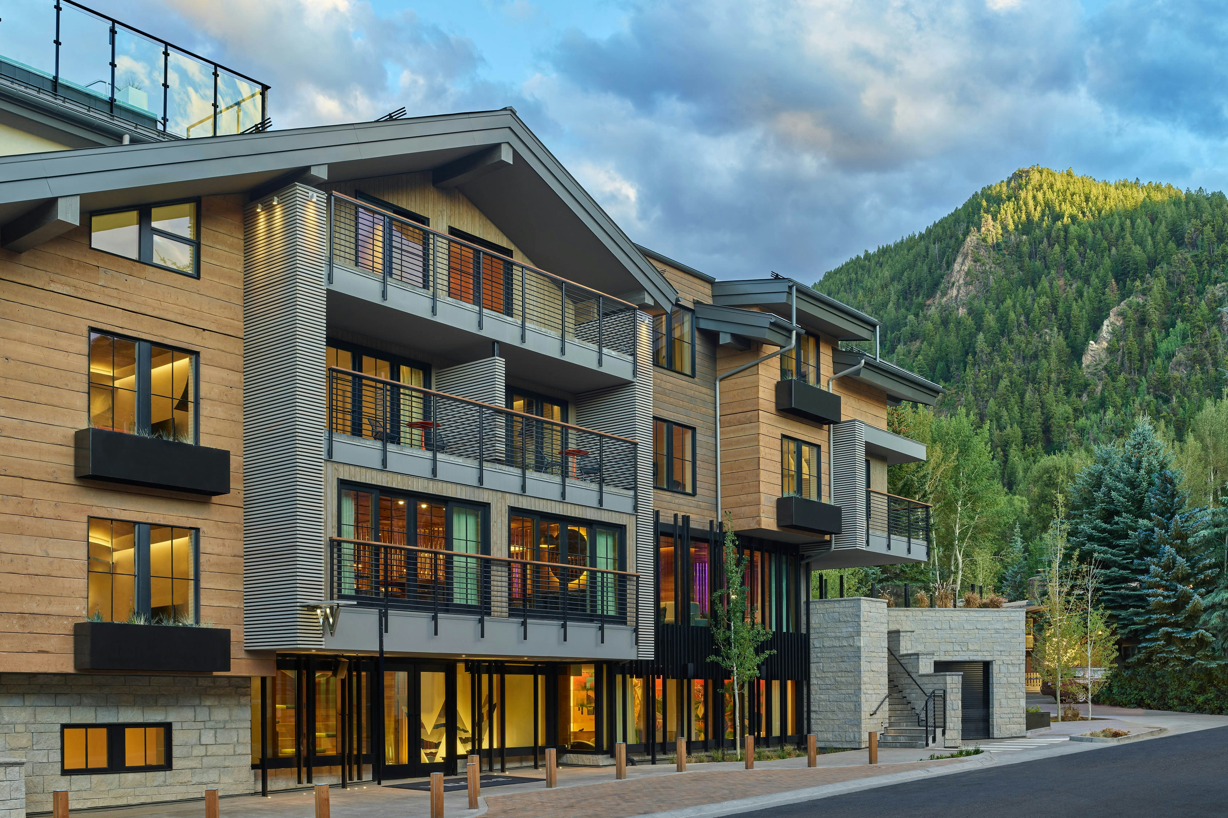 The Sky Residences at W Aspen 2/69