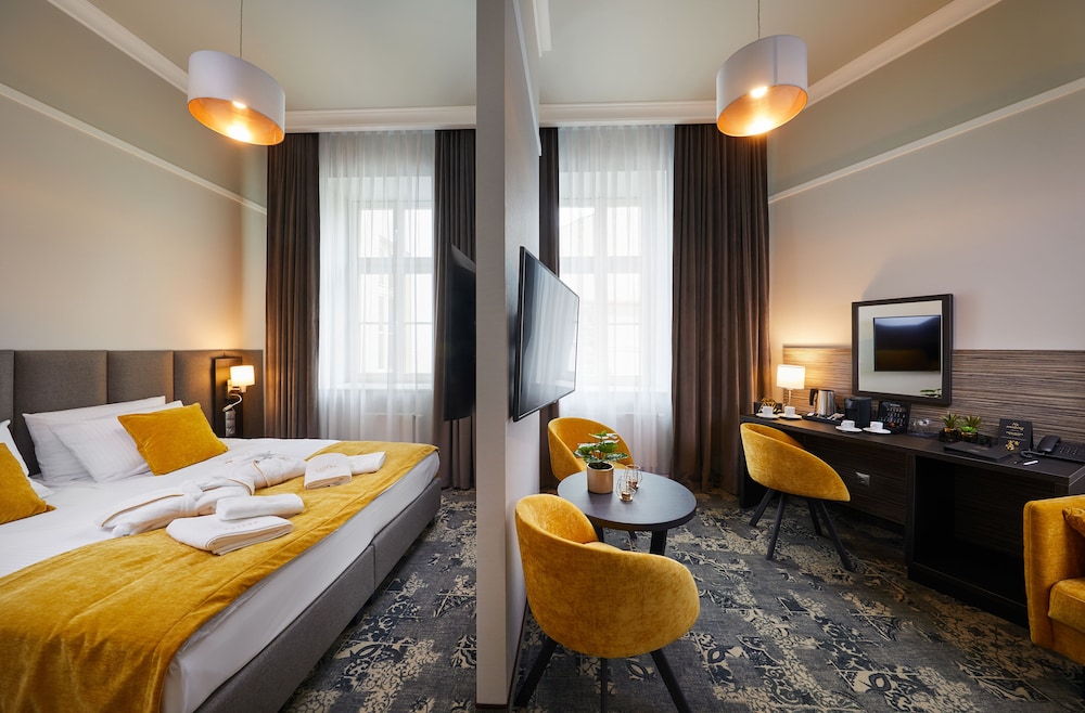 Hotel Estera 13/62