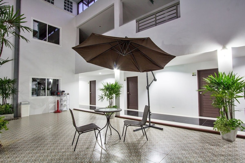Maison De Cheer 22/61