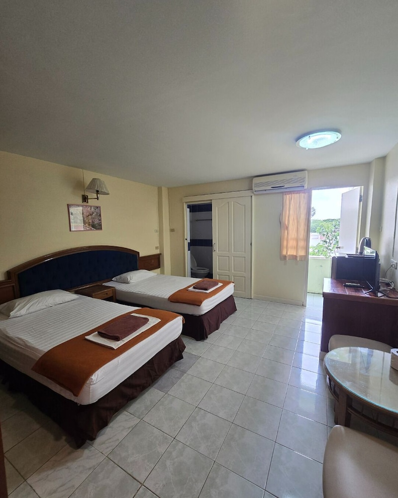 Jardin Hotel 9/50