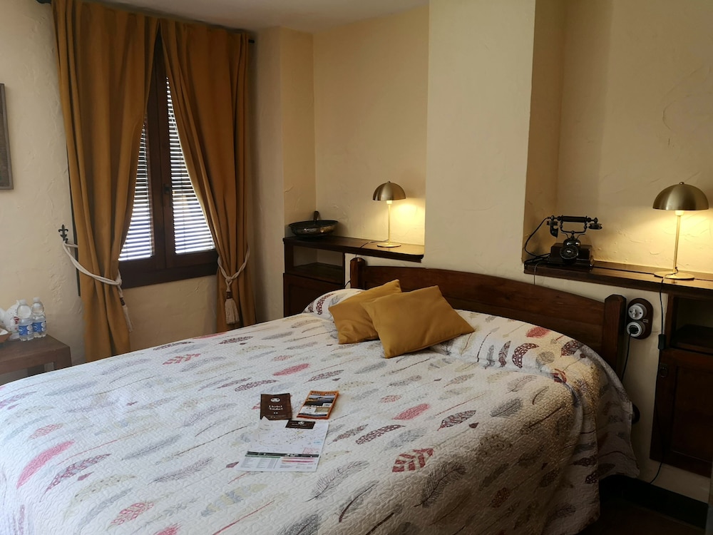 Hotel Triskel 12/50
