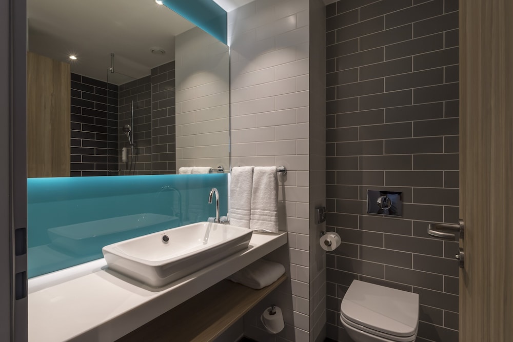 Holiday Inn Express Luzern Kriens 22/76