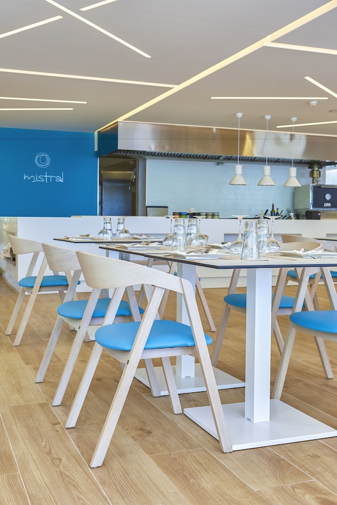 Triton Boutique Hotel 37/47
