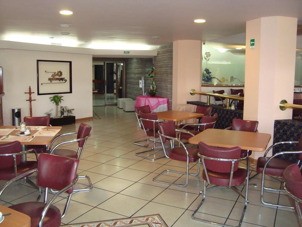 Hotel Real Plaza 55/69