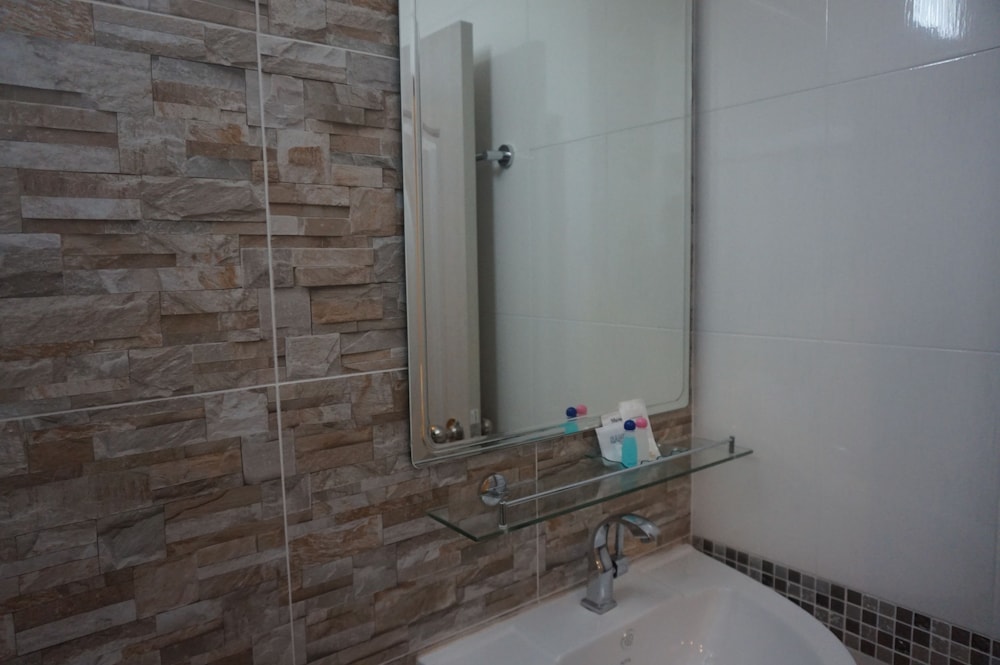 Phant At Thalang Service Apartment 31/32