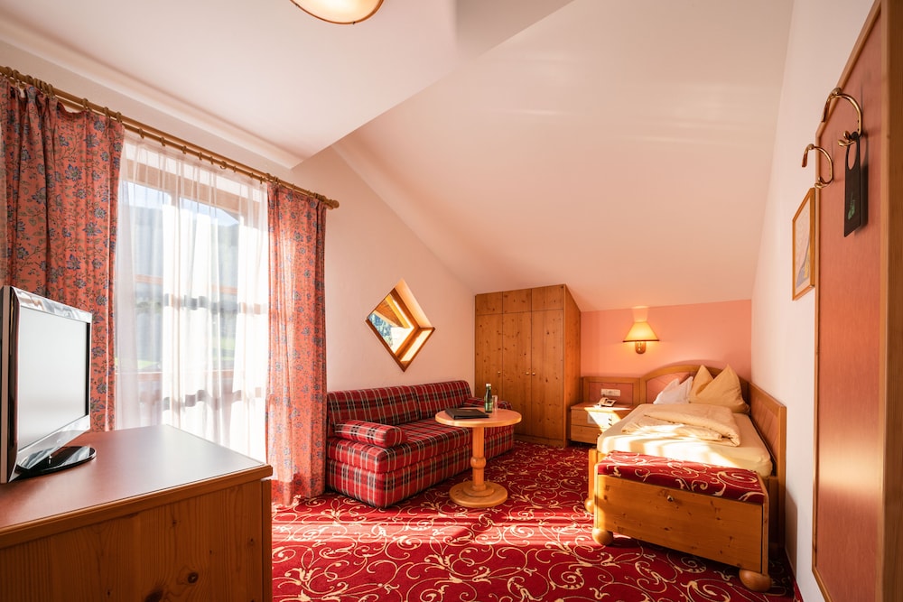 Hotel Krimmlerfalle 12/50