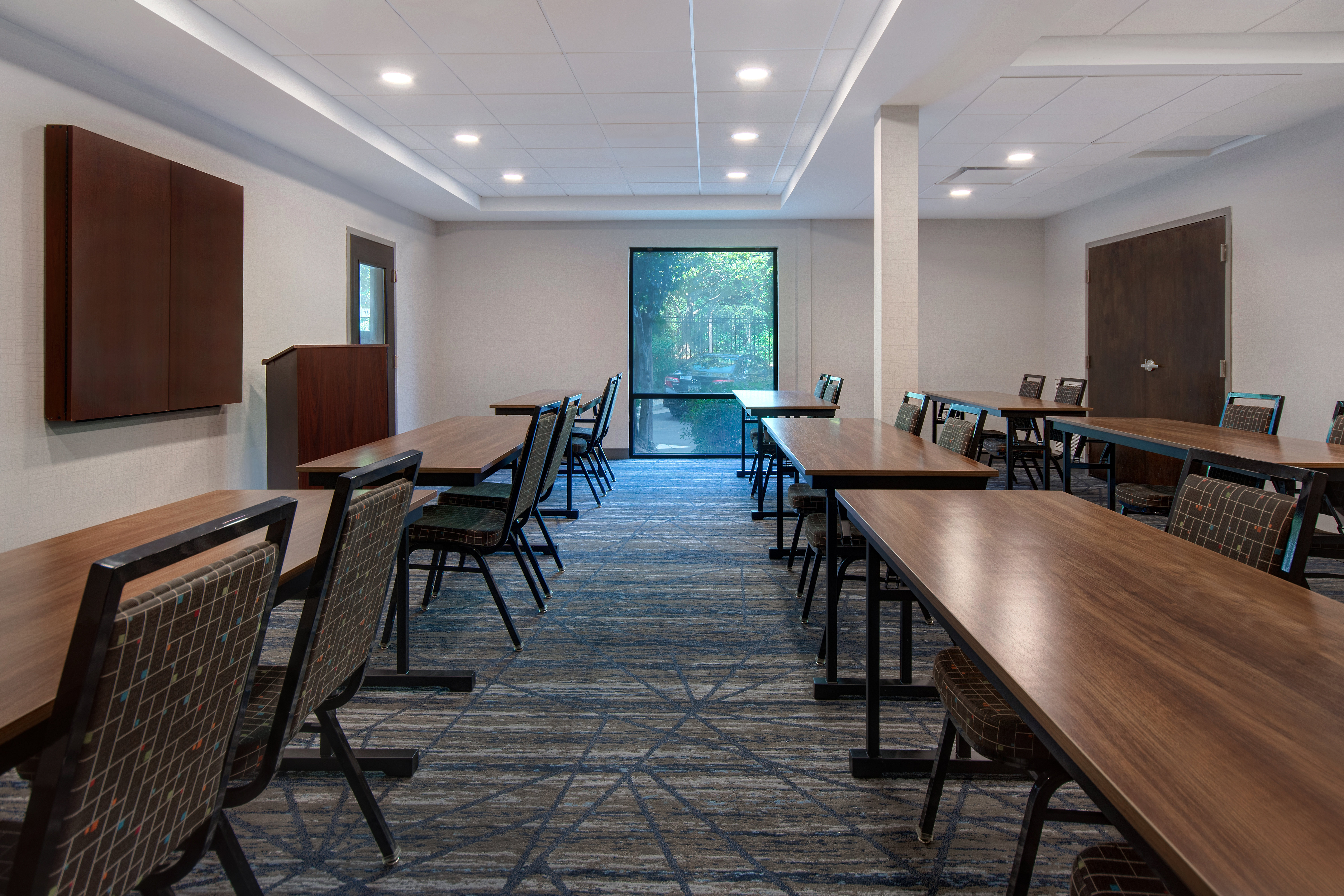 Holiday Inn Express Marietta Atlanta Northwest 54/58