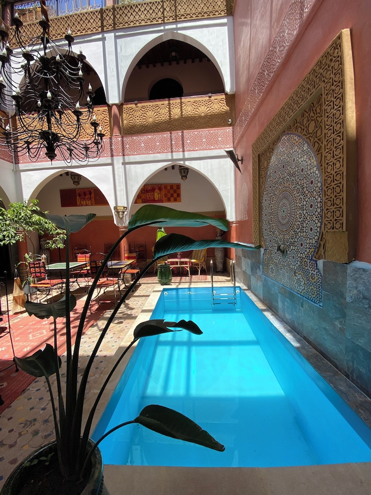 Riad Losra 34/67