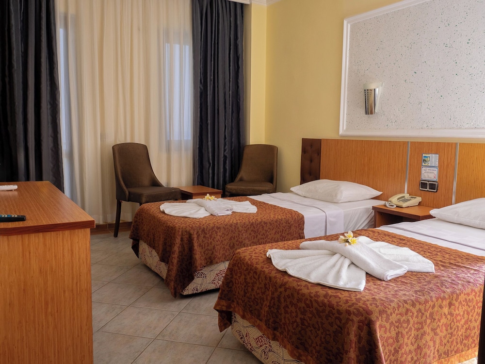 Hotel Sun Fire Beach 20/57