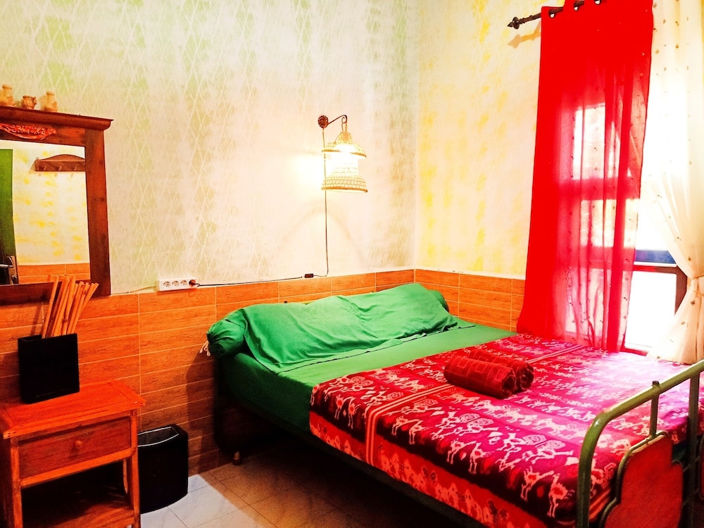 Santhika B&B 10/50