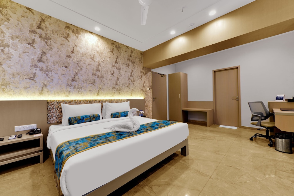 Iris Beacon Hotel, Rajkot 19/32