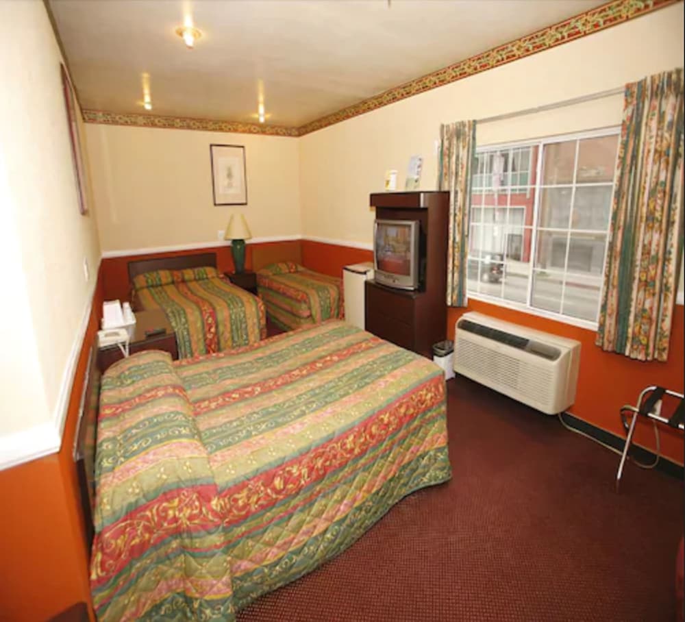 Hollywood Guest Inn 15/23