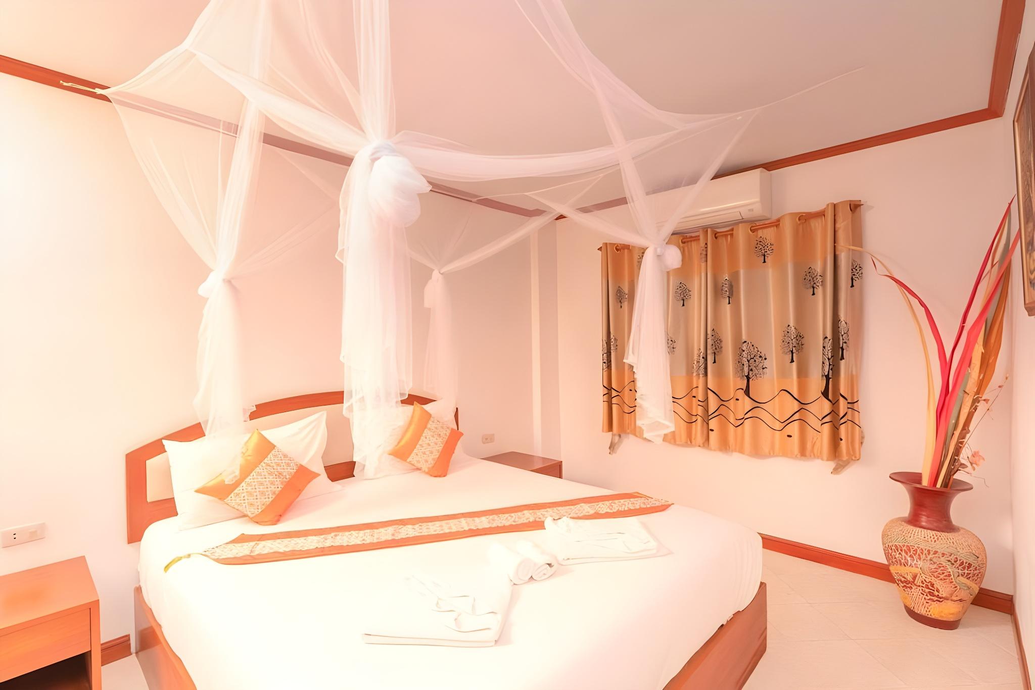 1 Bedroom, Junior Suite, Pool Access, Garden Area