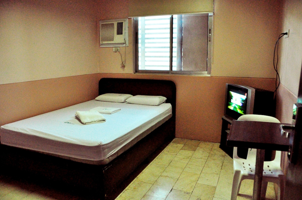 Gv Hotel Talisay 9/27
